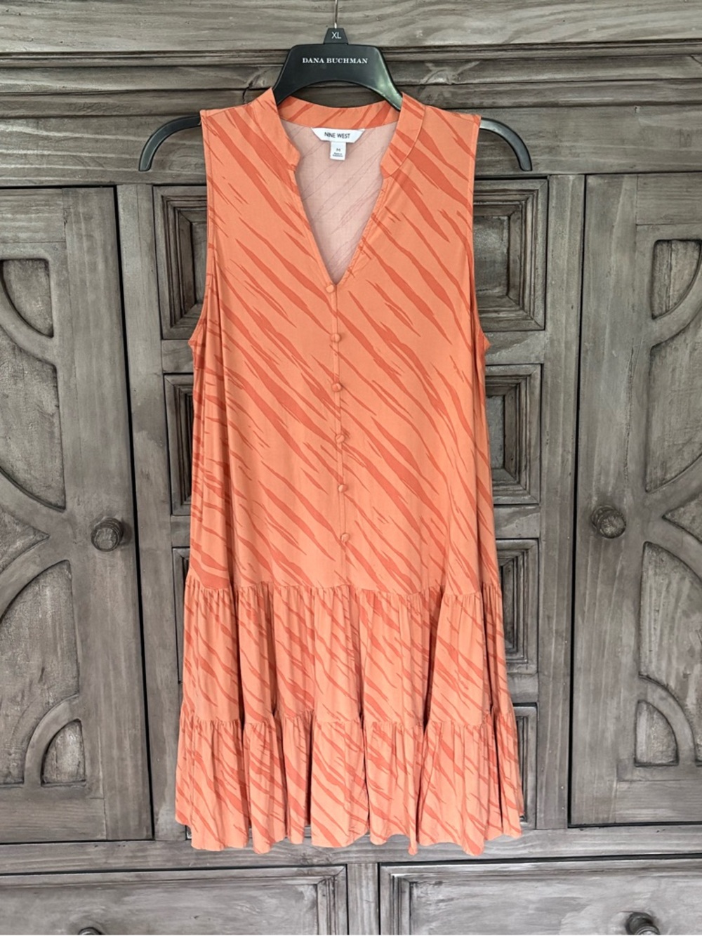 EUC Women’s NINE WEST Coral Orange Sleeveless Animal Pattern Tiered Dress (M)